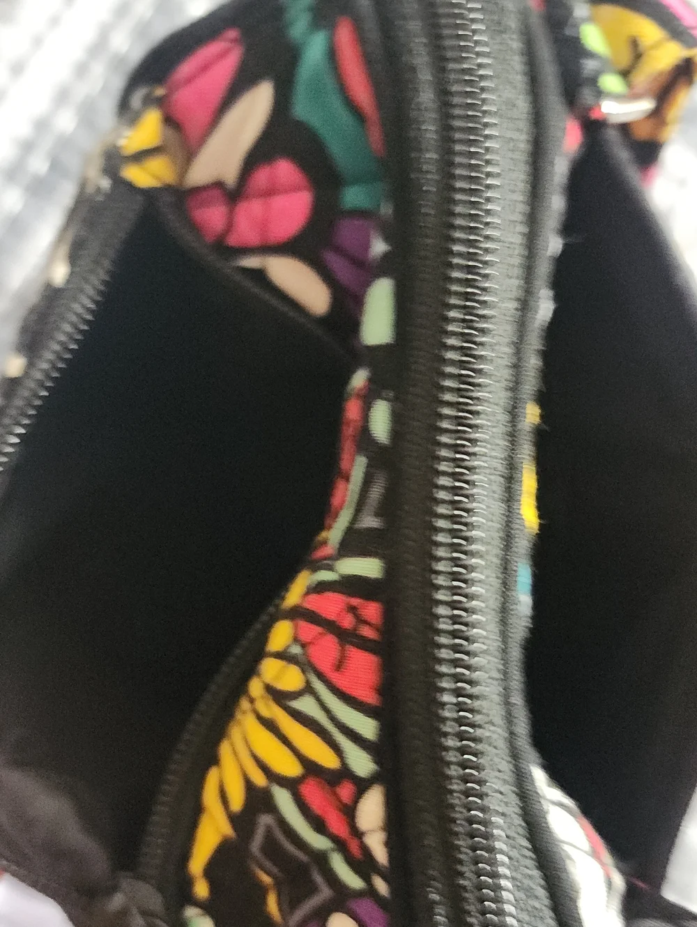 Vera Bradley Black Floral Disney Minnie And Mickey Crossbody Bag - Picture 6 of 9